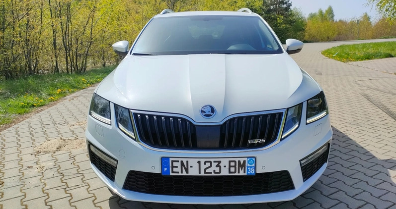 Skoda Octavia cena 68700 przebieg: 215000, rok produkcji 2017 z Szydłowiec małe 172